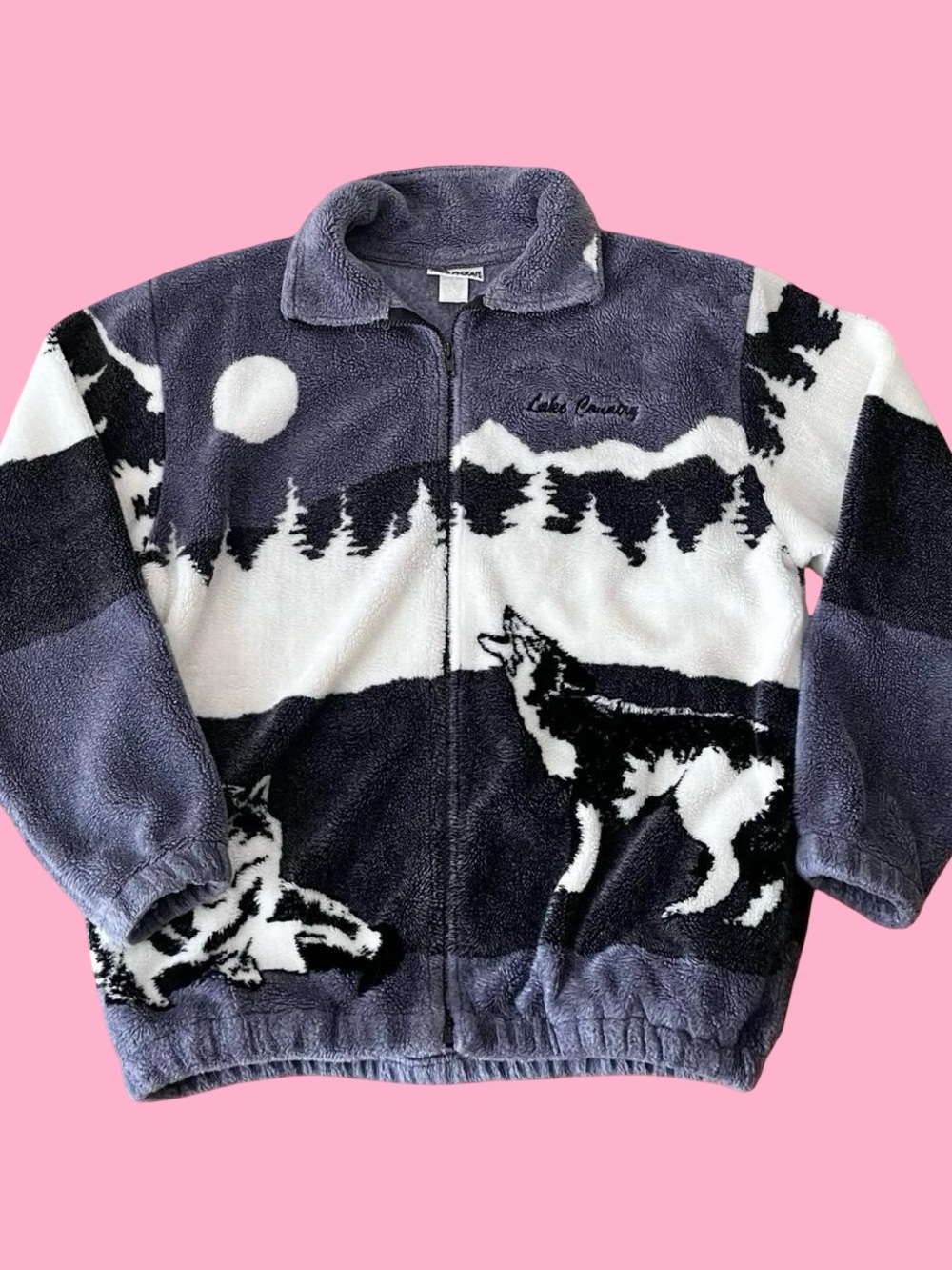 Vintage 1990’s Wolf Fleece